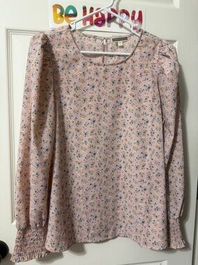 Pleione Light Pink Floral Puff-Sleeve Blouse